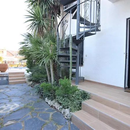 399-casa Moderna Con Amarre 14m Y Piscina Privada Holiday home Empuriabrava
